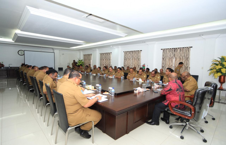 Gubernur Isyaratkan Perampingan Jadi 30 SKPD